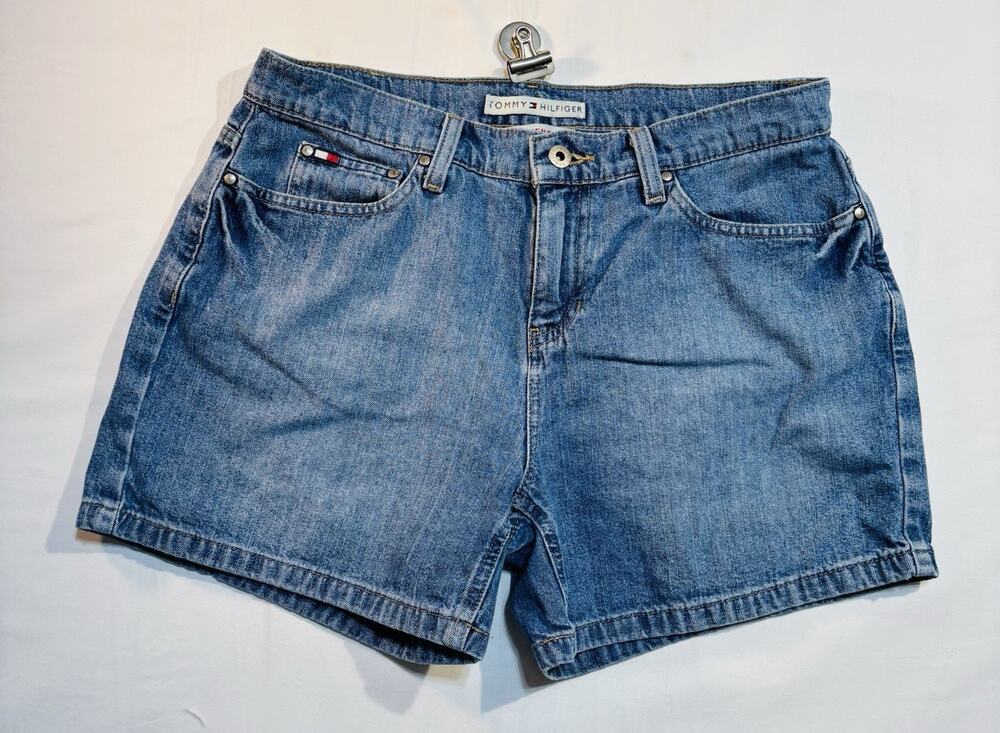 Tommy Hilfiger Women’s Denim Jean Shorts Blue Mid Rise Size 10 Boyfriend